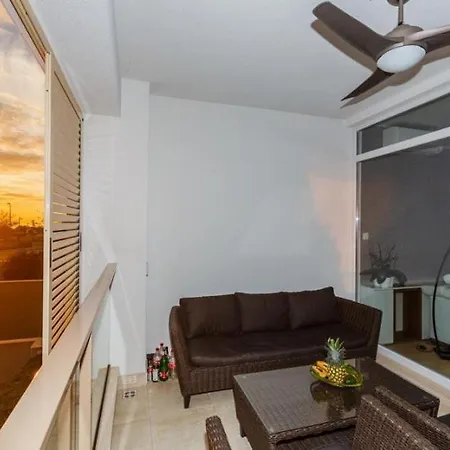 Adela 3 Morska Vila Спліт