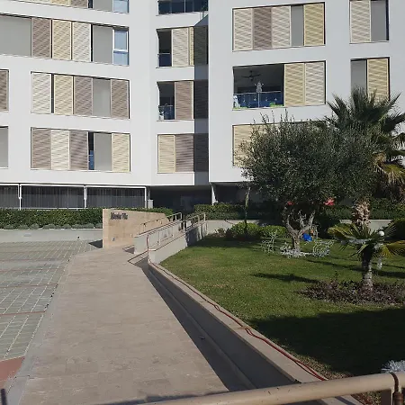 Adela 3 Morska Vila Спліт