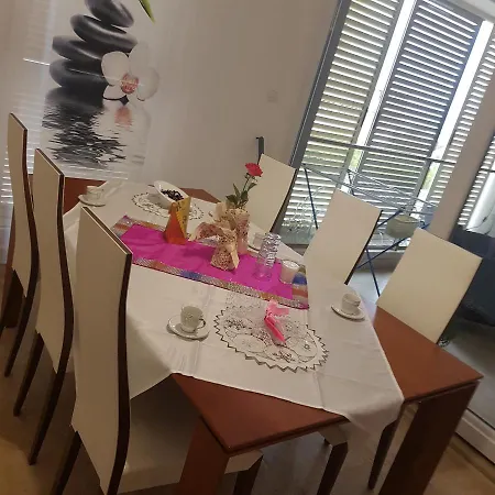 Adela 3 Morska Vila Апартаменти Спліт