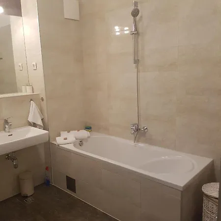 Апартаменти Adela 3 Morska Vila *