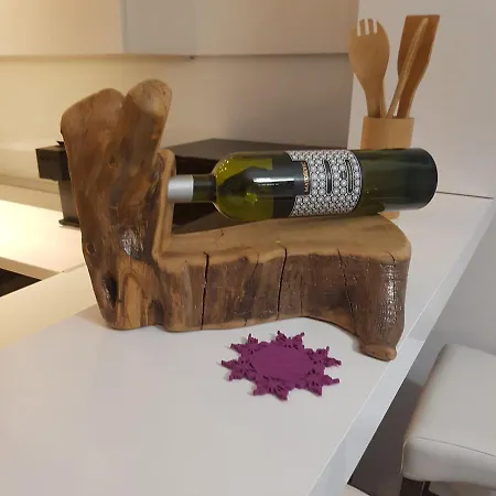 Adela 3 Morska Vila *