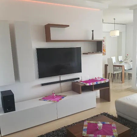 Adela 3 Morska Vila アパート